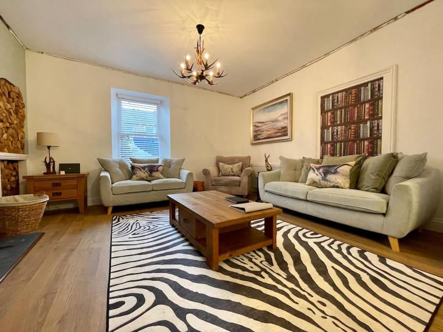 Wells Street Cottages No. 28 By The River Ness อินเวอร์เนส ภายนอก รูปภาพ