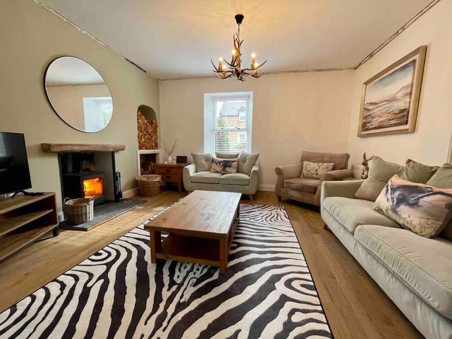 Wells Street Cottages No. 28 By The River Ness อินเวอร์เนส ภายนอก รูปภาพ