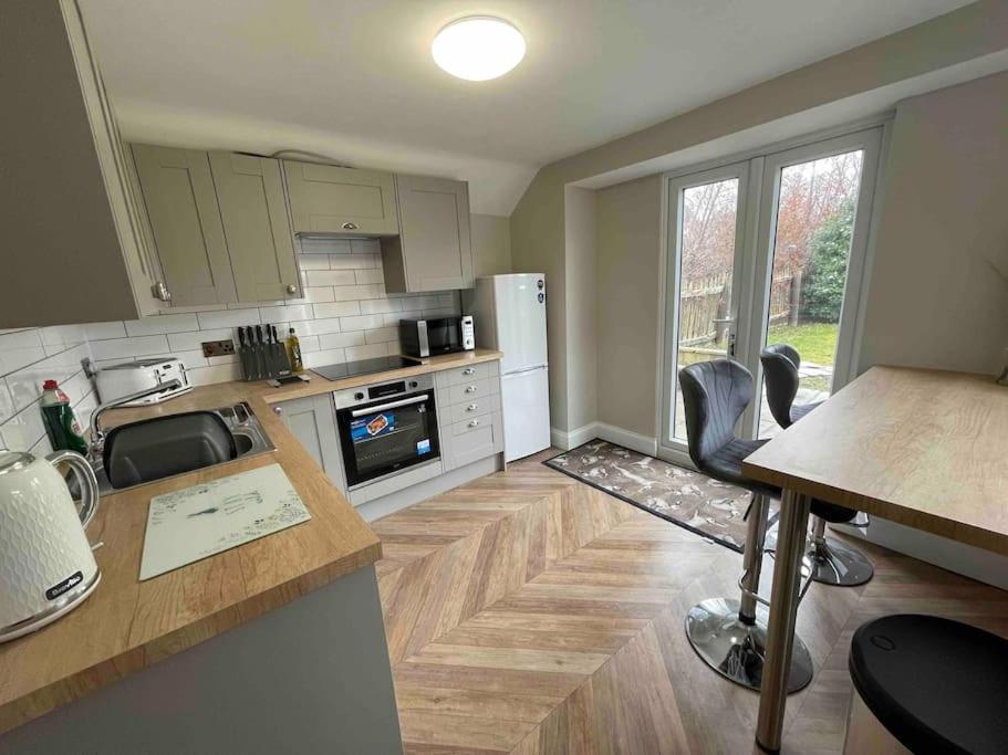Wells Street Cottages No. 28 By The River Ness อินเวอร์เนส ภายนอก รูปภาพ